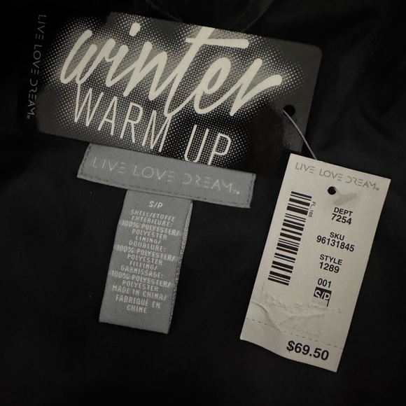 New Live Love Dream Women’s Puffer Jacket - Size S/P - Black - Winter Warm Up - Picture 3 of 3